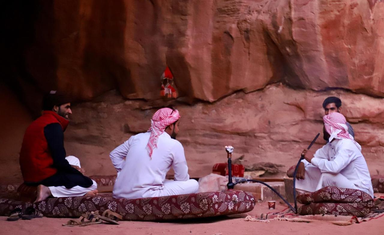 Bedouin Nights Camp Hotel Wadi Rum Eksteriør billede