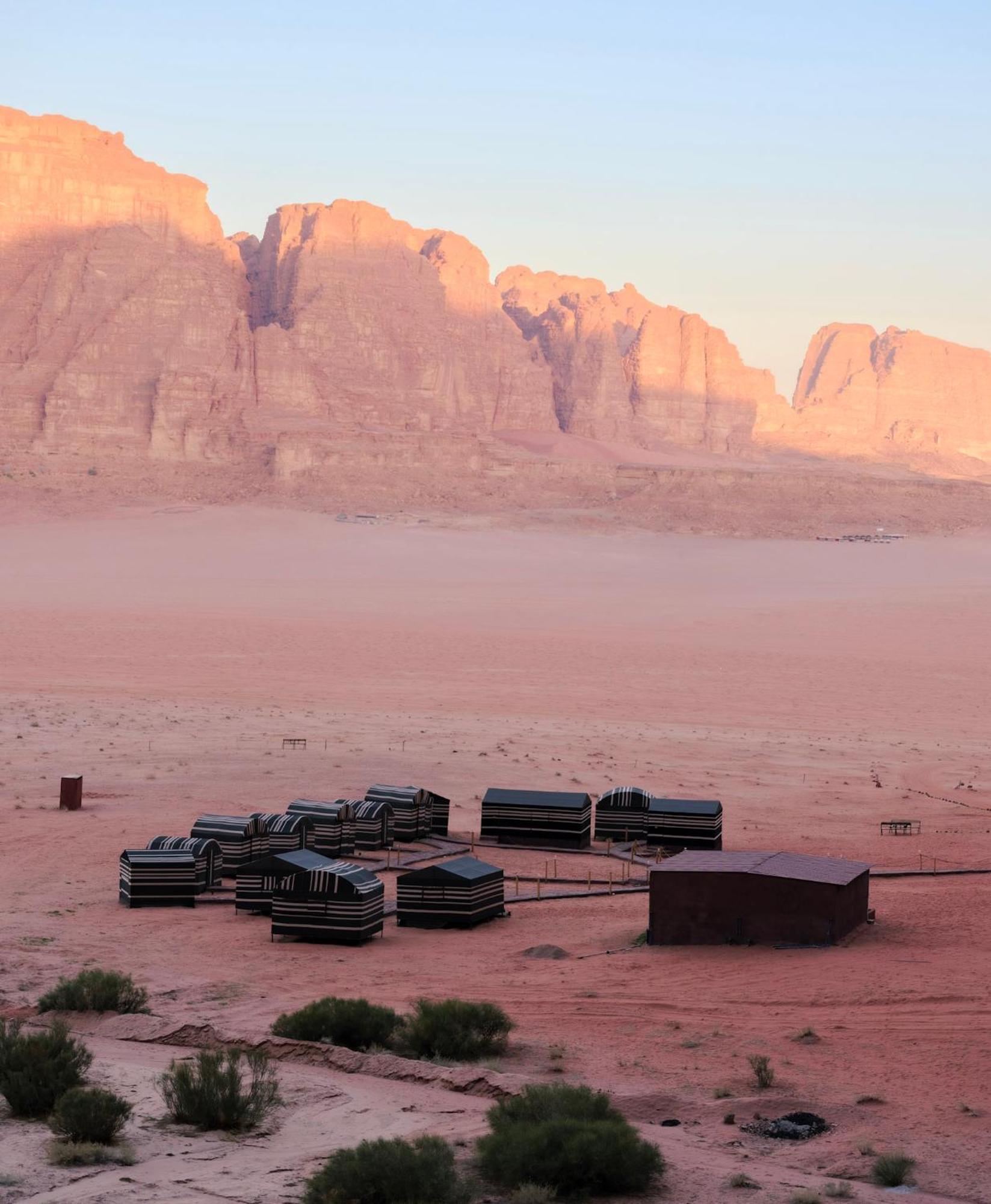 Bedouin Nights Camp Hotel Wadi Rum Eksteriør billede