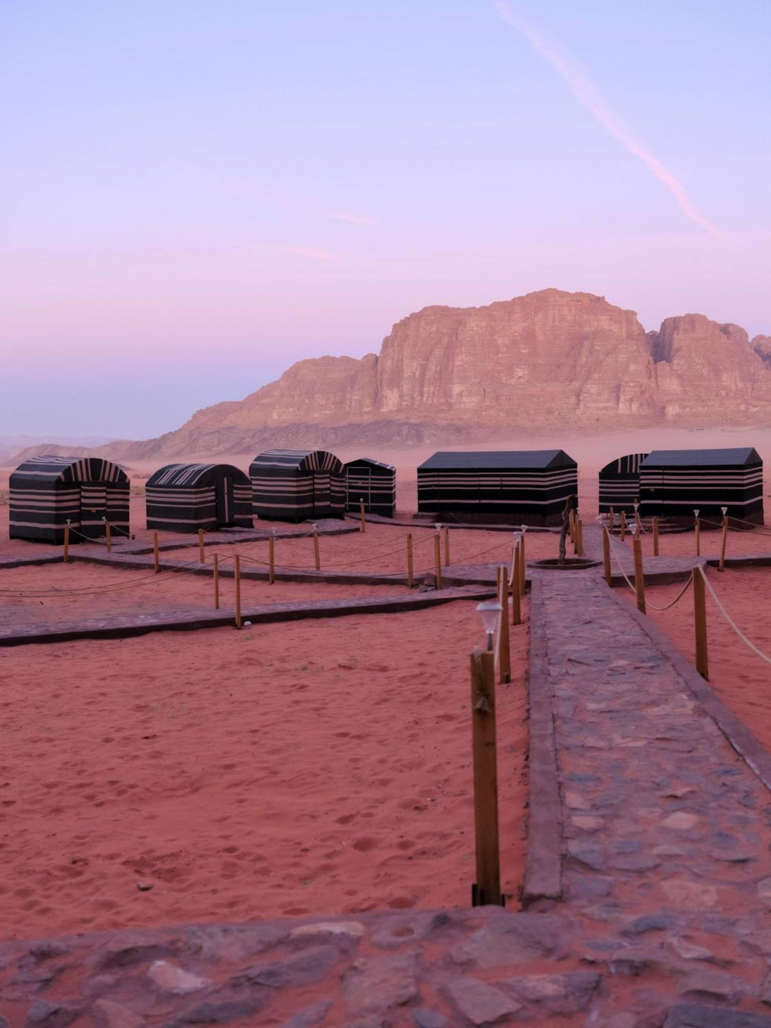 Bedouin Nights Camp Hotel Wadi Rum Eksteriør billede