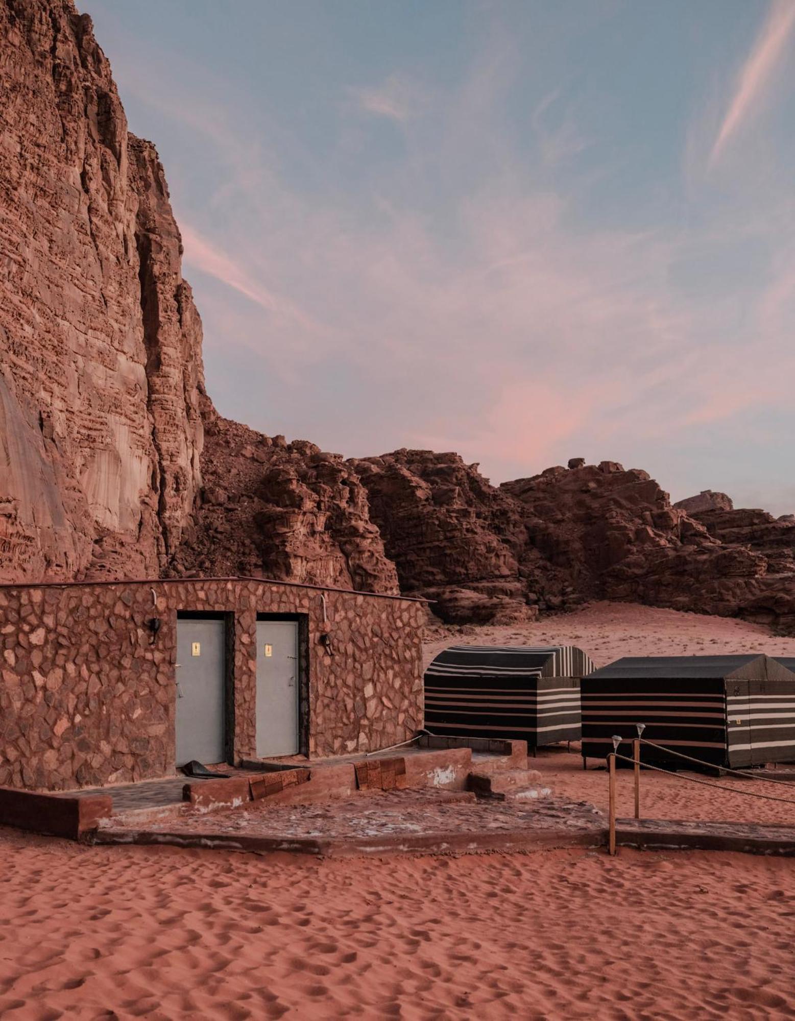 Bedouin Nights Camp Hotel Wadi Rum Eksteriør billede